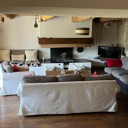 La Grange بيت للعطل *